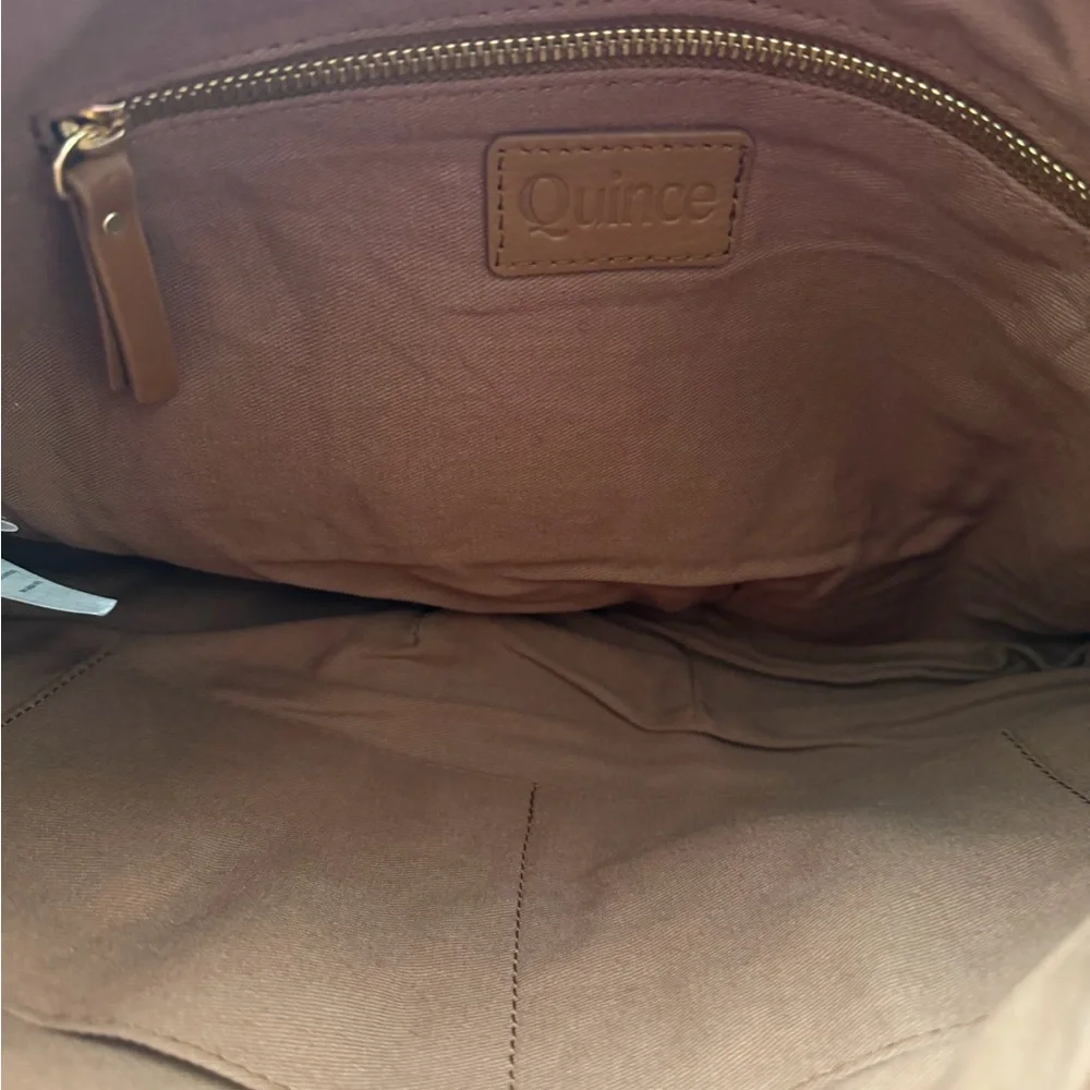 Quince Crescent Shoulder Bag - Cognac - Picture 3 of 3